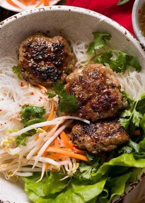  Bún Chả Cá: Uma Sinfonia de Sabores Marinhos e Frescor Tropical em Cada Garfada?